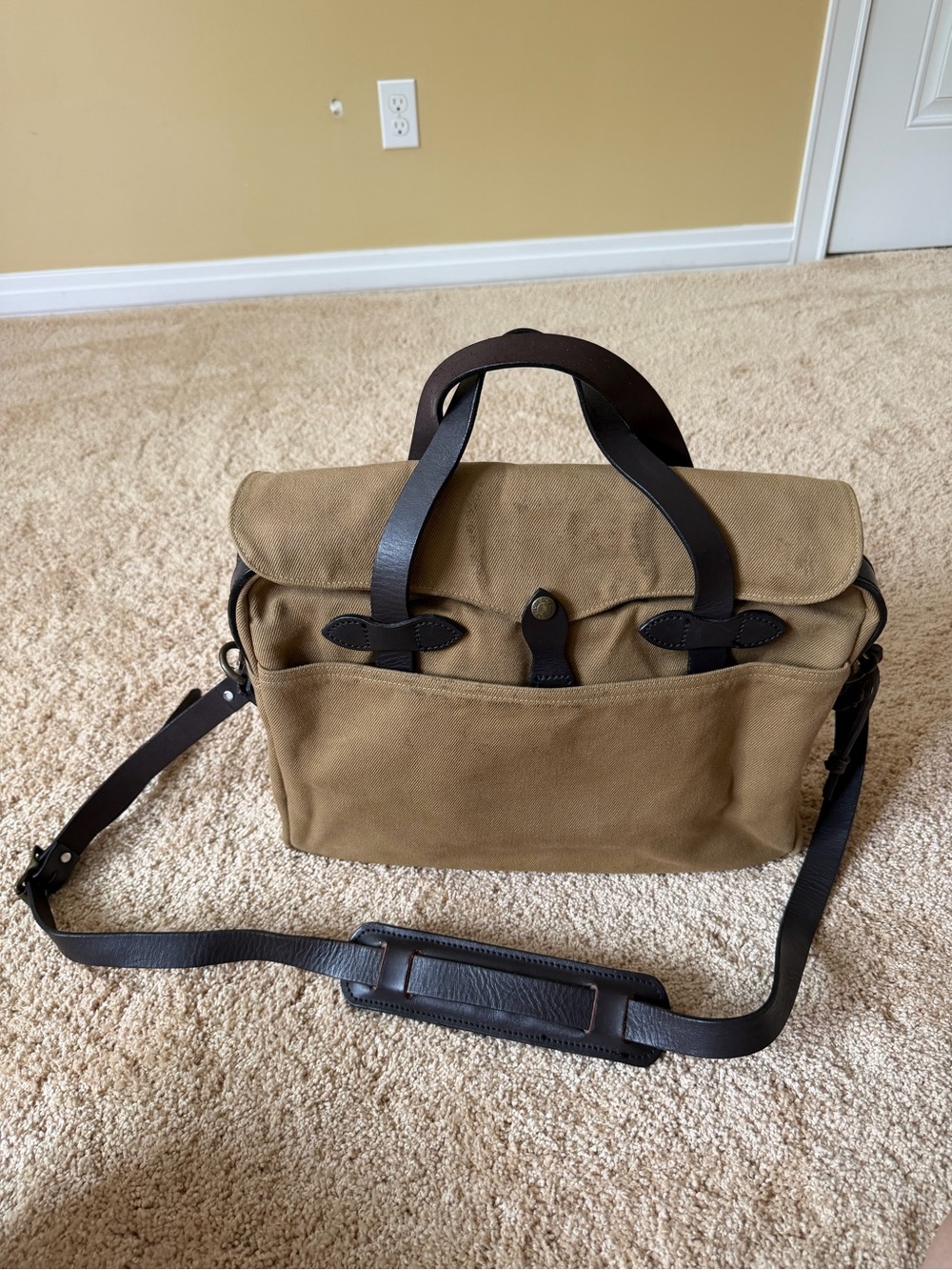 FILSON Canvas Messenger Bag with Dark Brown Leather Trim - Men